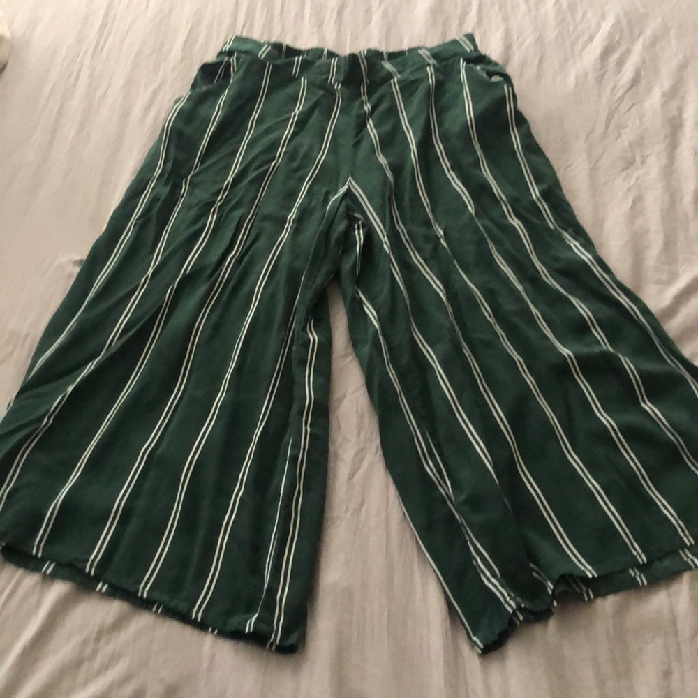 Wide leg pants